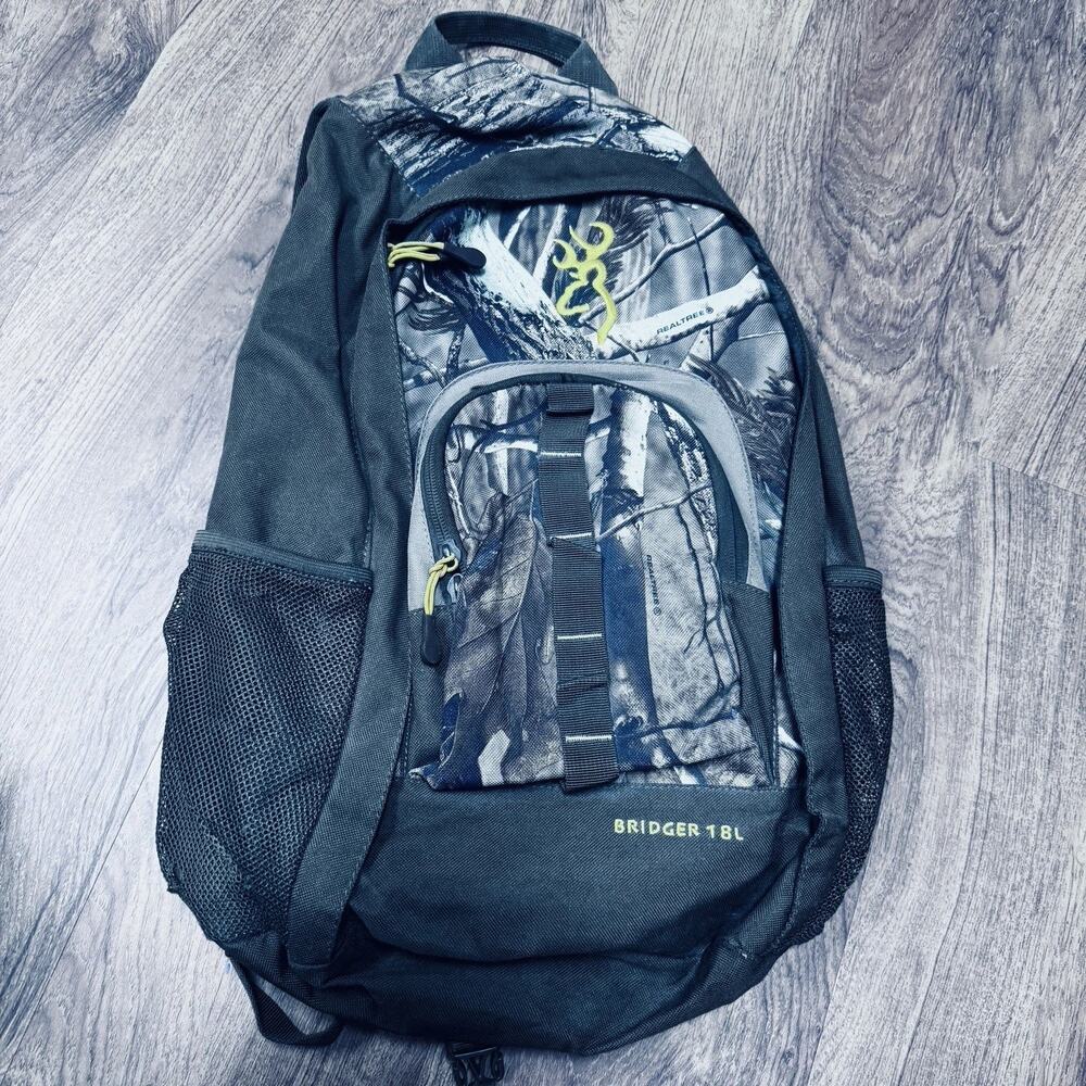 Browning Bridger 18L RealTree Camo Backpack Hiking Hunting Day Pack